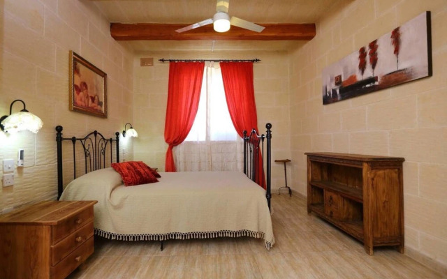 Villa Savona 3 Bedroom Villa With Private Pool