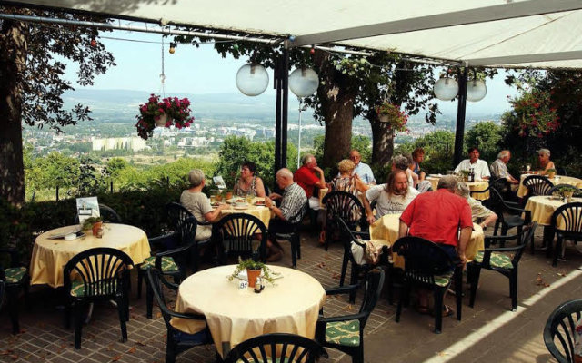 Pension im Bergrestaurant Waldeck