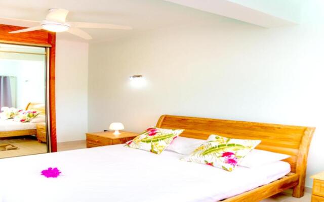 One bedroom appartement at Au cap 100 m away from the beach with enclosed garden and wifi