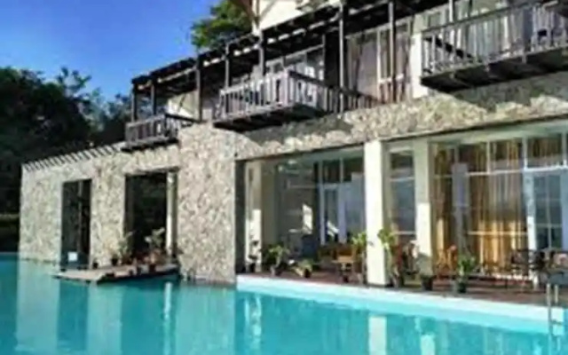 Tiara Bunga Hotel & Villa