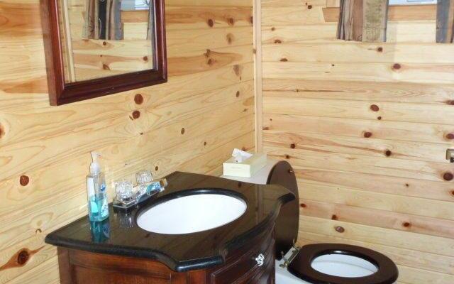 Auberge Aux Toits Rouges