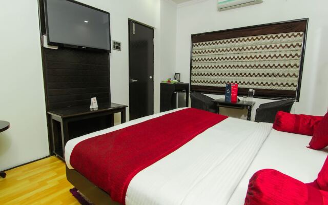 OYO 9242 Le-Leisure Hotel