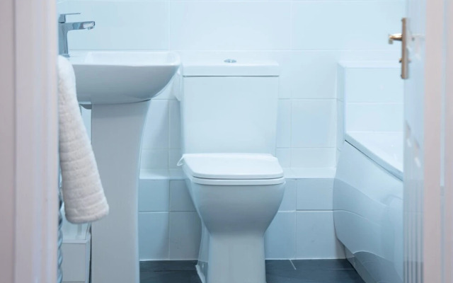 Starfish Apartment - 2 Bedroom - Tenby