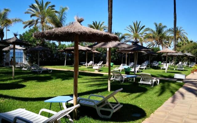 Skol 1A by Completely Marbella