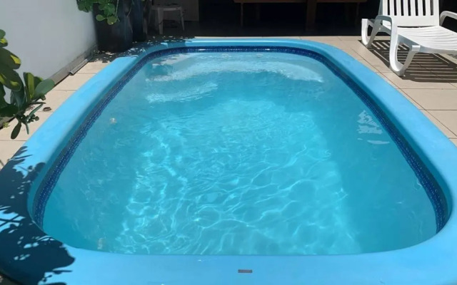 Sobrado com piscina em Mariscal Rutilio N125