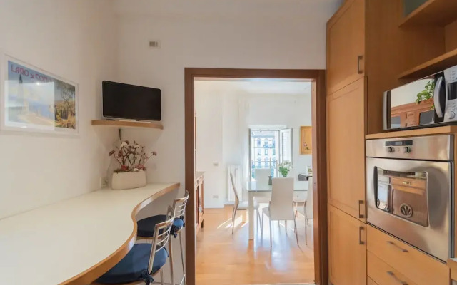 Linda Apartment 3 in Como