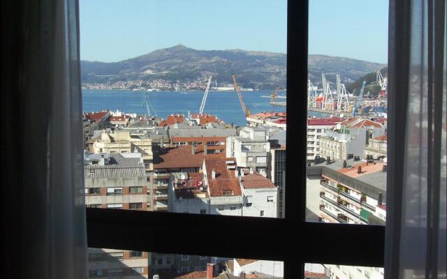 Отель B&B Vigo