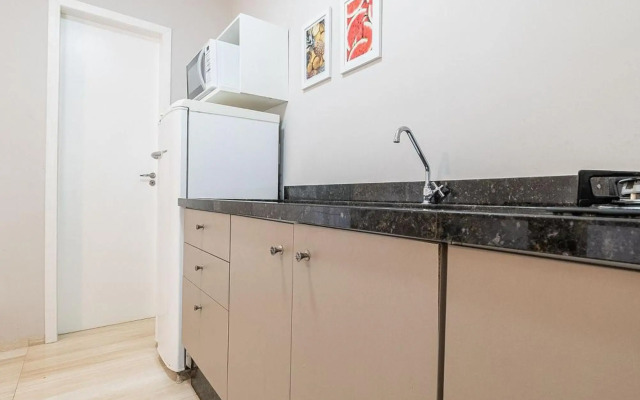 026 - Lindo Residencial com Piscina e Jacuzzi em Bombas