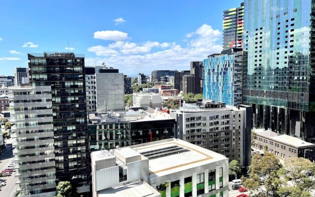 Readyset Apartments at Vision