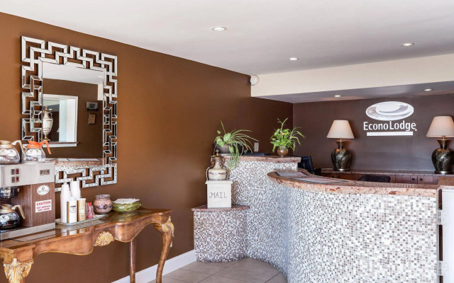 Econo Lodge Dallas Airport North