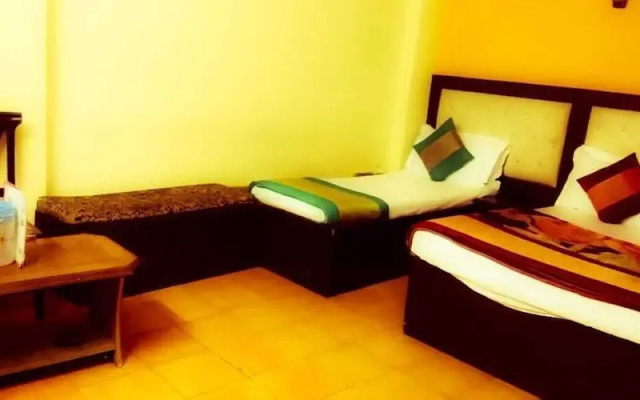 ADB Rooms Neelam Palace