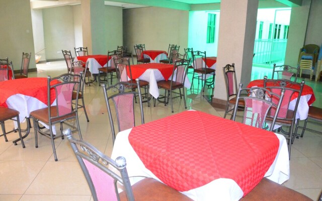 Starehe Link Hotel