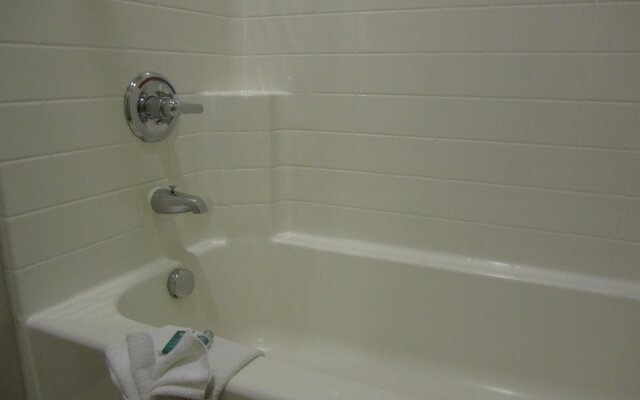 Executive Inn & Suites - Jewett