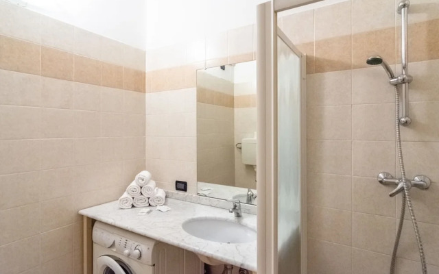 Apartment in Salo With Pool and Olive Groves