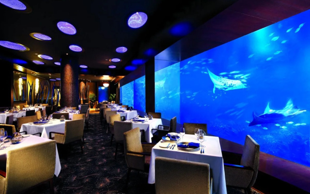 Resorts World Sentosa - Equarius Villas