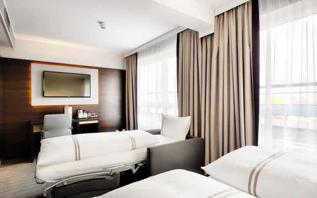 Отель Premier Inn Koeln City Centre