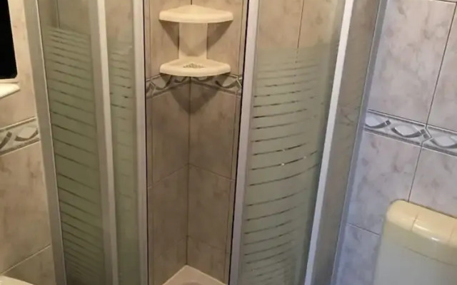 Ivan - With Free Parking - A2