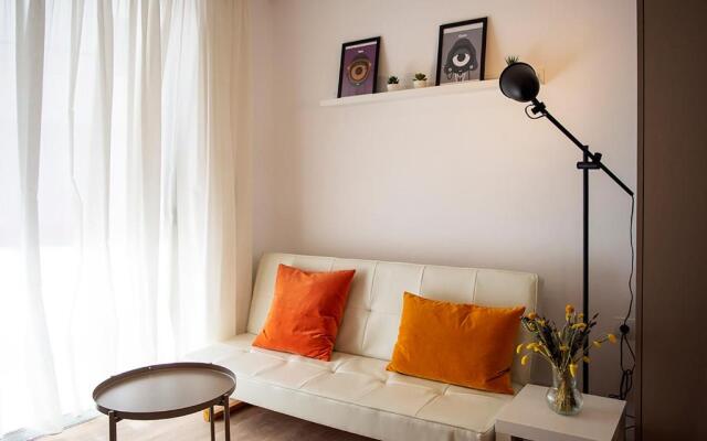 Stylish Modern Studio, Chalkida centre, seaside