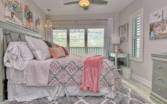 Beach Haven by Teeming Vacation Rentals