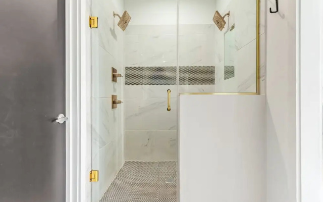 NEW Desert Standard Modern 3-level Oasis