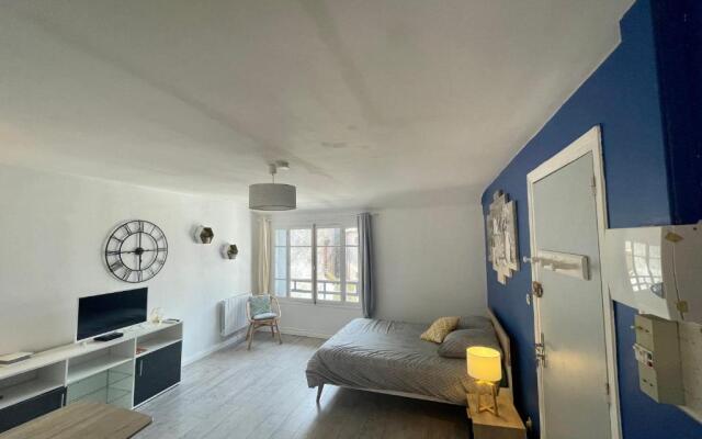 Moissac Centre Studio 30m2 Calme Cour Intérieure vélo Netflix