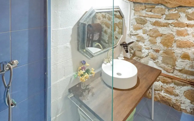 Rural Holiday Home in Tolva near near Mont Rebei Lake