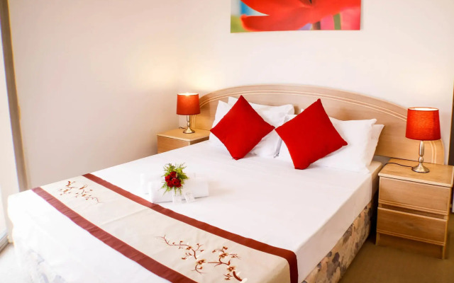 Surfers Riverside Apartments