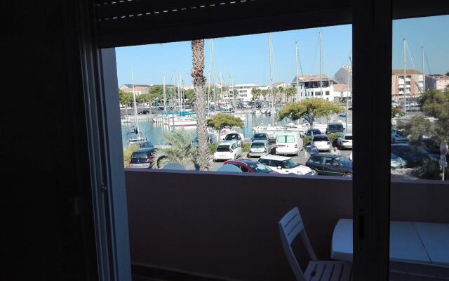 Appartement au port de Mèze