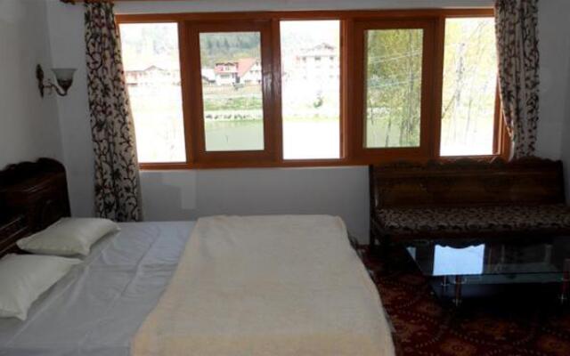 Hotel Royale Jannat
