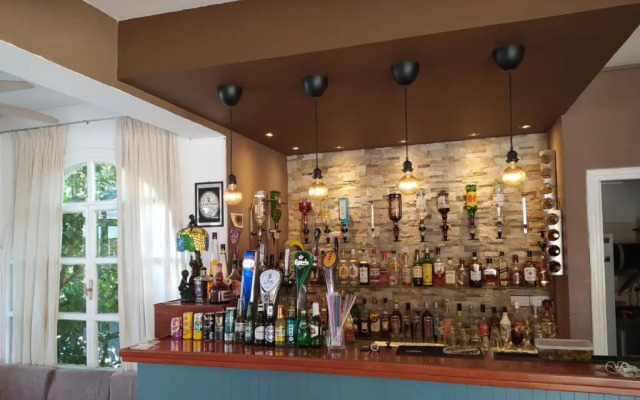 Sea 'n Lake View Hotel Apartments