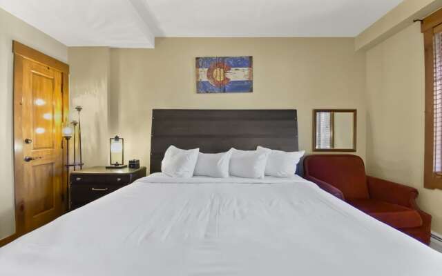 Mountain Thunder Lodge 1213 1 Bedroom Condo by RedAwning