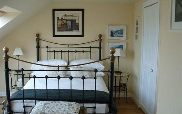 Kelson Lodge