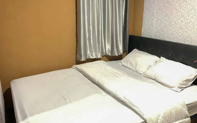 RedLiving Apartemen Cibubur Village Raja Property Tower D