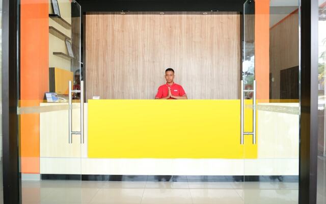 OYO Life 1149 Hotel Mustika