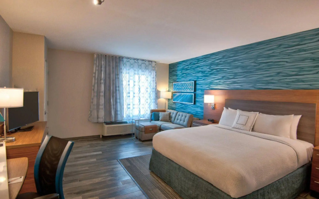 TownePlace Suites by Marriott Miami Airport