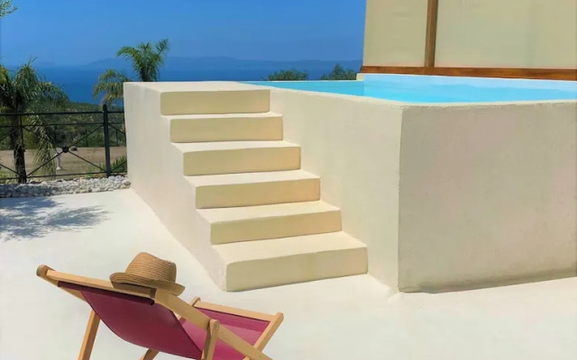 Rustic Hill Private Pool Suites