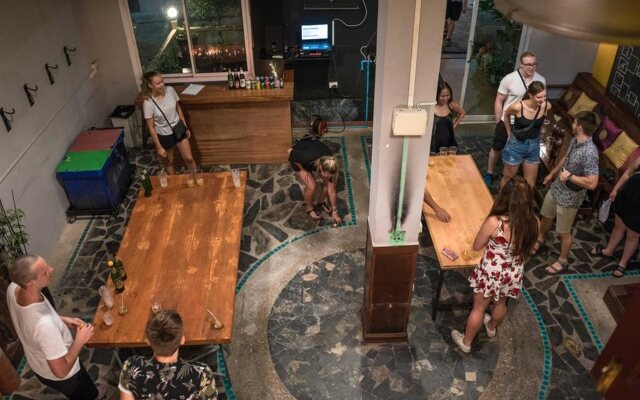 New Road Guest House