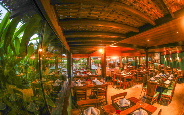 Jardim Atlântico Beach Resort
