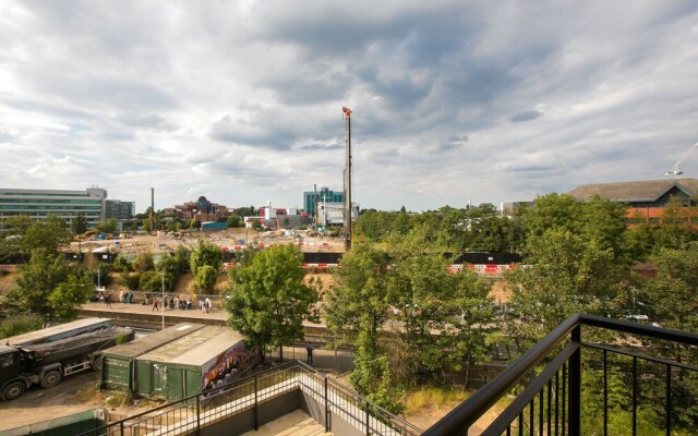Kew Bridge Apartments (Peymans)