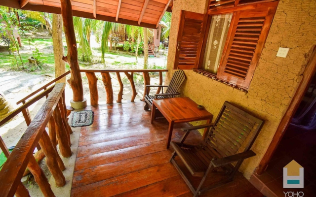 Yoho Green Garden Cabanas