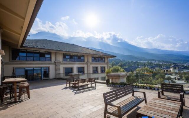 Canghai Golf art Hotel