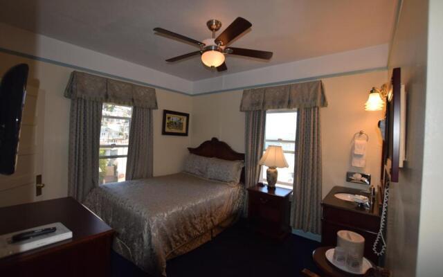 Studio 9 Hotel Catalina