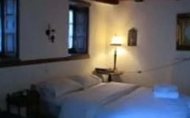 Traditional Rooms Ioannidis