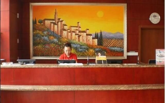 Hanting Hotel (Binzhou Zhongbai Building)
