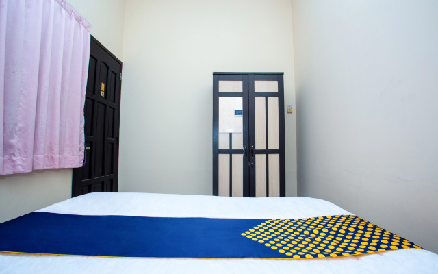 SPOT ON 2589 Marina Residence