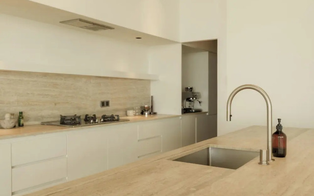Lux Retreat 4BR Ocean Villa in Uluwatu