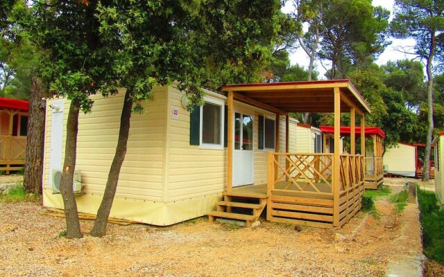 Victoria Mobilehome Camping park Soline