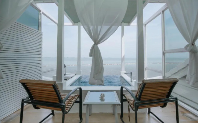 Seashell Village Resort