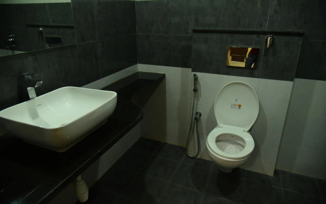 Hotel  Savera Palace