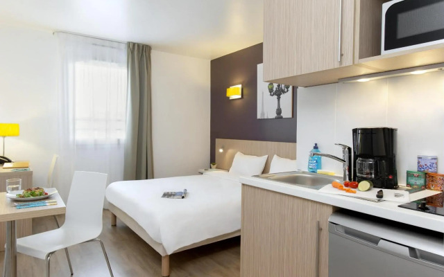 Aparthotel Adagio Access Paris Massy Gare TGV